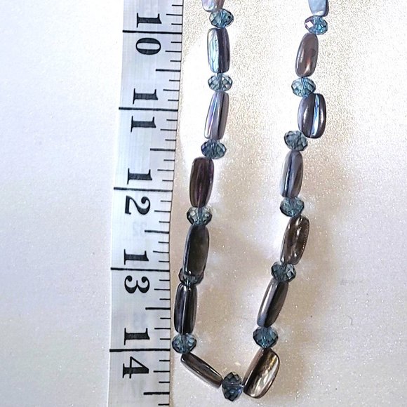 Lovely Abalone Shell and Crystal Bead 28" Necklace.  Iridescence. - Picture 13 of 14